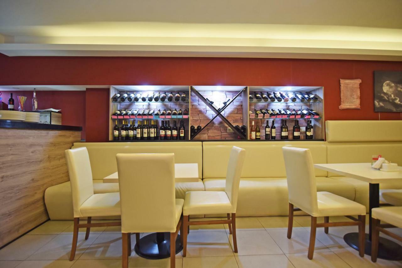 Sama Grand Hotel 第比利斯 外观 照片
